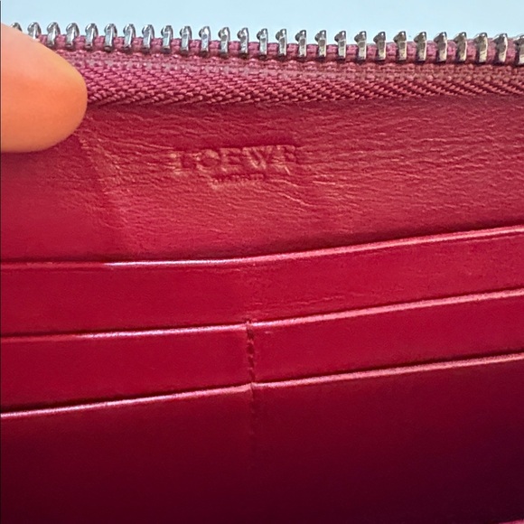 Loewe Fuchsia Leather Long Wallet - Picture 3 of 12
